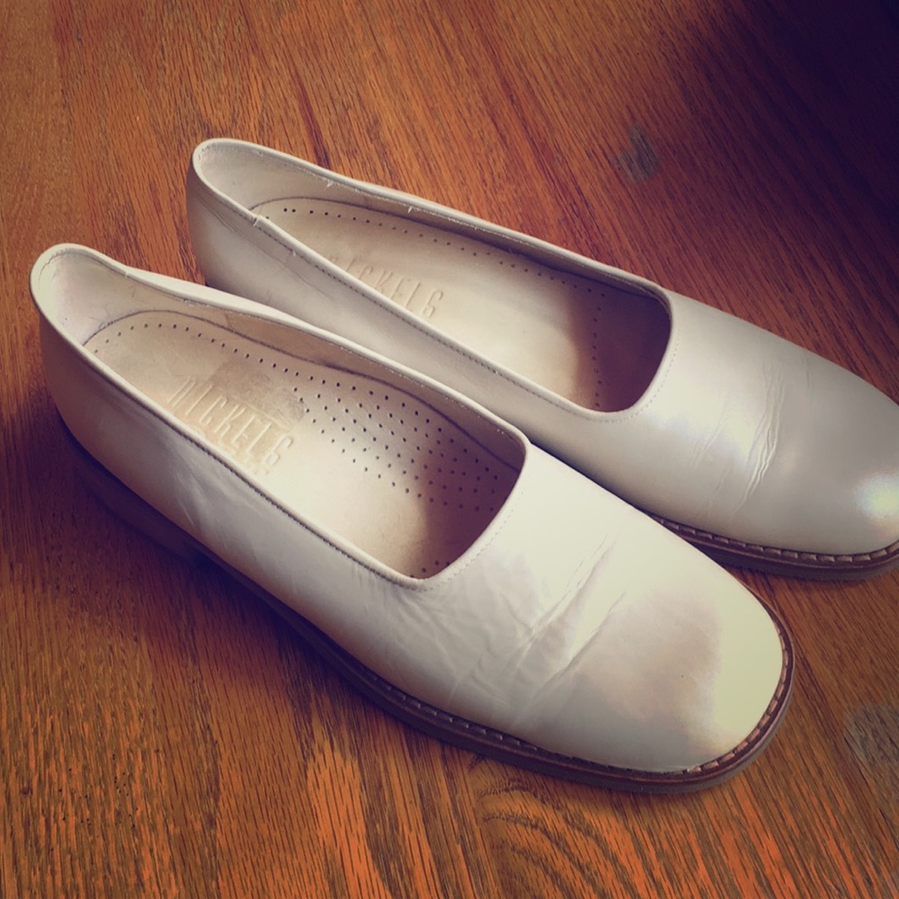 Vintage 80s Nickels soft pearl leather flats